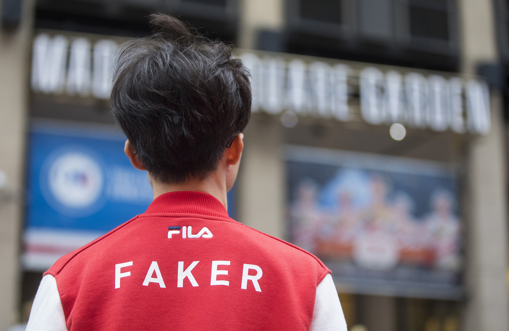 包含Faker遭遇七连败，勇士教练面临压力！的词条